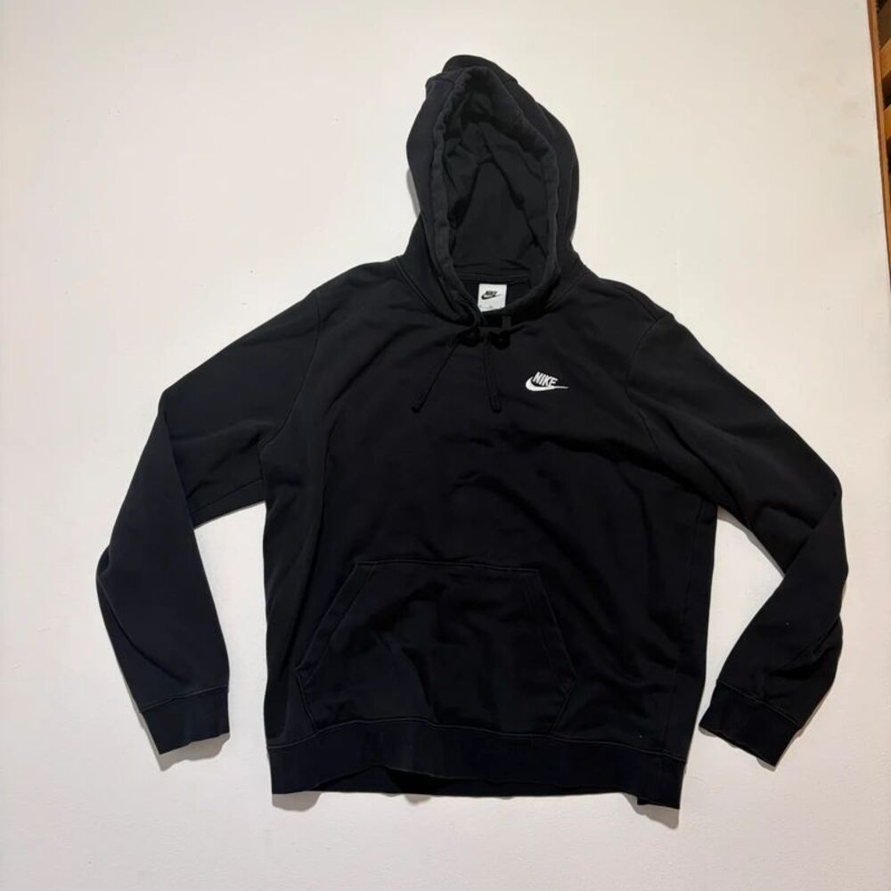 Black Nike hoodie size extra large with embroidered logo
